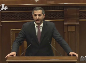 Մեզ համար ազգային արժեքը մեր պետականությունն է, լեզուն, իսկ ձեր համար՝ ձեզ թիմակիցների գողոնը