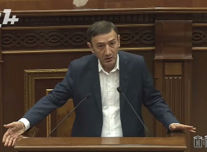 Երբ ՌԴ-ում ձերբակալվեց Լևոն Հայրապետյանը, ո՞ր մեկդ մի բառ ասեց․ Թունյանը՝ ըննդդիմադիրներին