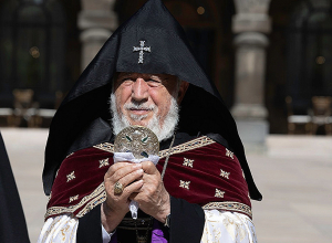 Սուրբ Հովհաննես Կարապետի մասունքը տարվել է Շողակաթի վանք