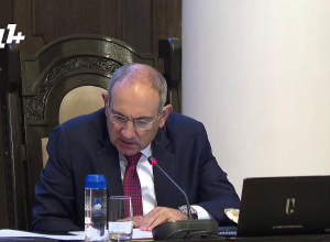 Փաշինյանը վարում է Կառավարության նիստը․ ՈՒՂԻՂ