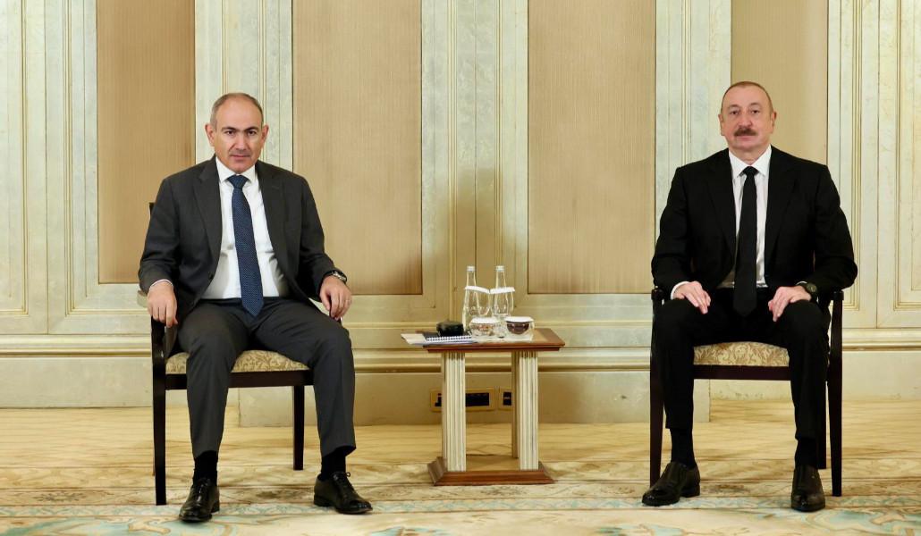 Փաշինյան Ալիեւ