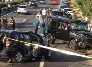 Երևան-Սևան ճանապարհին ճակատ ճակատի բախվել են «Mercedes G500»-ն ու «Toyota RAV4»-ը. կա 1 զոհ, 6 վիրավոր