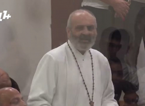 Եթե ես երկրից փախչող լինեի, կանադական անձնագիր ունեի, վաղուց կգնայի․ Բագրատ Սրբազան