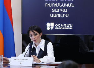 Ստեղծվել է ավելի քան 220 նոր դասագիրք․ Անդրեասյան