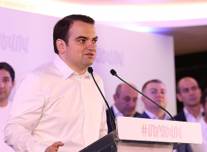 «Մեր ձևով» նշանակում է հայավարի․ Կարապետյանը՝ շարժման անվանումի մասին