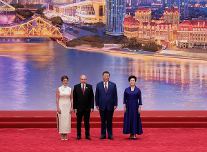 Վարչապետը տիկնոջ հետ մասնակցել է Սի Ծինփինի անունից տրված ընդունելությանը (ֆոտոշարք)