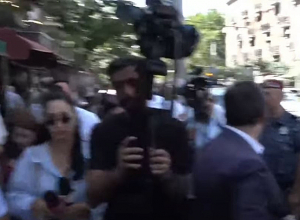 Քաղաքապետարանը քանդում է Հրապարակի հարակից տարածքների ապօրինի շինությունները