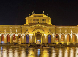 Ոստիկանները կանխել են ալկոհոլի ազդեցության տակ գտնվող տղամարդու ինքնահրկիզման փորձը