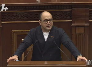 Մեր տղաներին Բաքվի բանտերից չեք բերում, գոնե հայ կալանավորներին համաներում շնորհեք. Մամիջանյան