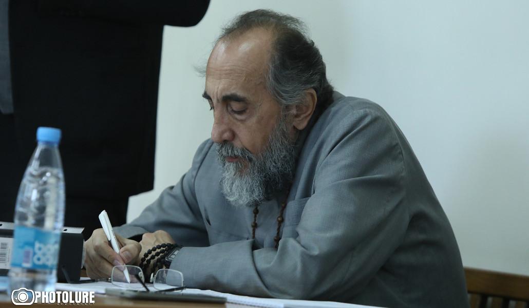 ՄԻՔԱՅԵԼ ՍՐԲԱԶԱՆ