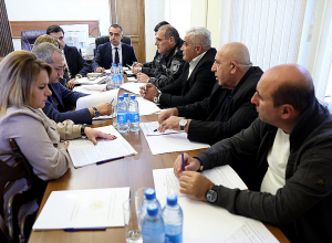 Որոշվել է 4 ծառայողի նկատմամբ կիրառել «Ոստիկանությունից ազատում» կարգապահական տույժը