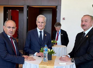 Փաշինյանը կարճատև զրույցներ է ունեցել տարբեր երկրների առաջնորդների հետ (լուսանկարներ)