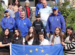 ԵՄ դիտորդներն Օխտարում աշակերտներին են ներկայացրել իրենց առաքելության նպատակը