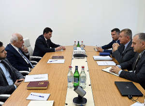 Վահագն Խաչատուրյանն այցելել է «Իզմիրլյան» հիմնադրամ