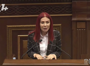 Դուք մի ամբողջ պատերազմ եք կեղծել, ձայնագրությունն ի՞նչ է, որ չկեղծեք․ Ագնեսա Խամոյան