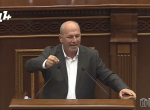 Դադարե՛ք ասել, թե Արցախը հանձնեց. եթե հանձնեց, ինչո՞ւ թողեցիք. Գեղամ Նազարյան