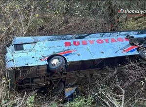 Հաղարծին վանական համալիրի մոտակայքում ավտոբուս է շրջվել․ կա 18 տուժած