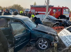 Մուղնիում բախվել են 2 «Mercedes»-ներն ու «Mitsubishi»-ն. կա 1 զոհ, 2 վիրավոր 