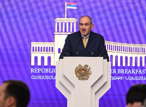 «Խաղաղության ճանապարհն այն ճանապարհն է, որով մեզ առաջնորդում է Աստված». վարչապետը մասնակցել է ՀՀ առաջին Աղոթքի նախաճաշին