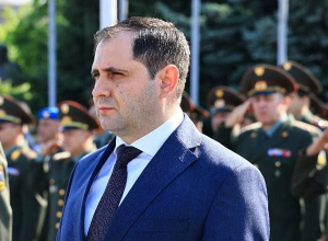 Սուրեն Պապիկյանը մեկնել է Արաբական Միացյալ Էմիրություններ