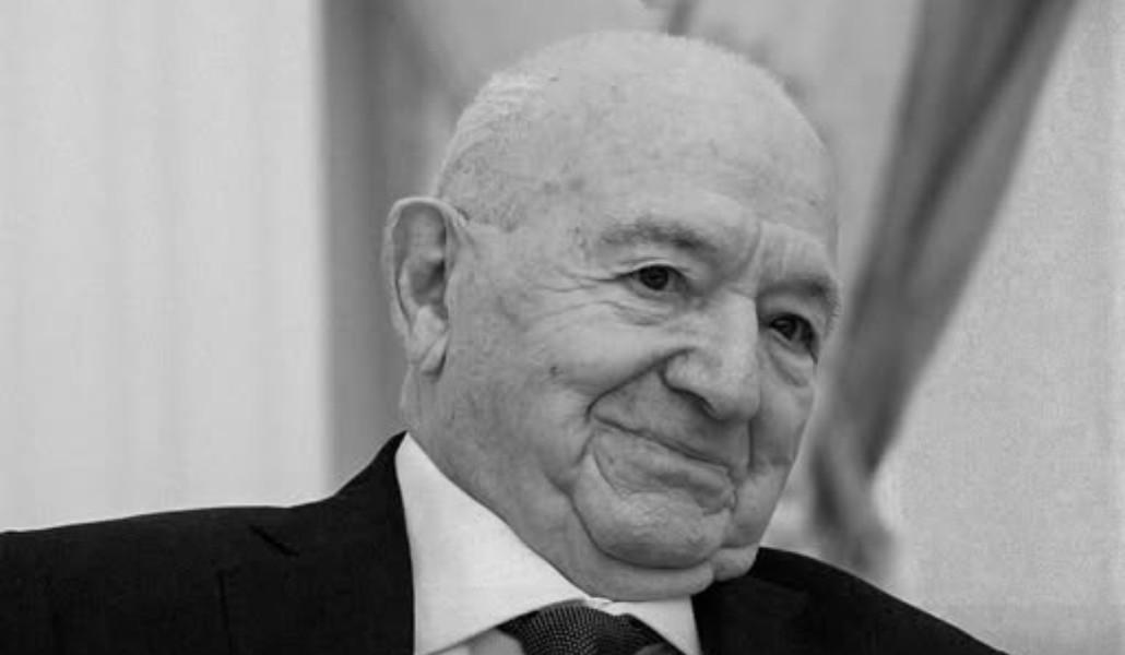 589533946_1327835506047062_4542524380401848053_n