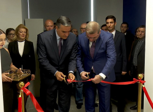 Երեւանում բացվել է «Միասնության թևերի» կենտրոնական գրասենյակը