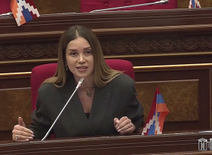 Նավասարդ Կճոյաններո՞վ եք եկեղեցին փորձում նորոգել․ Աննա Գրիգորյանը՝ Փաշինյանին