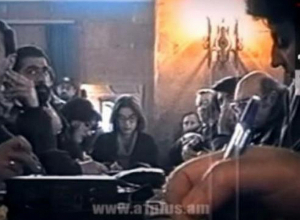 Օրացույց․ 3-ը դեկտեմբերի․ լրատվամիջոցները հայտարարում են մեկօրյա գործադուլ՝ պահանջելով հանդիպել Քոչարյանի հետ