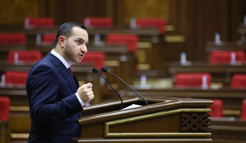 post_1759398427175939842768de4a1b976a7