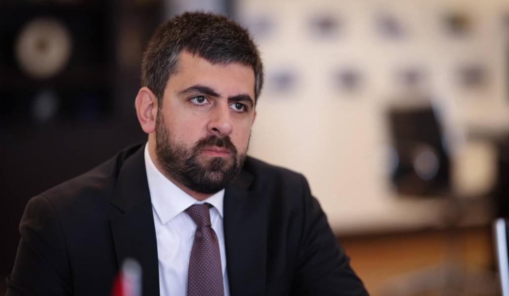 91d69837bdd23bf8c45c4fef11e50abd9d33c422