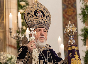 Հակառակ անօրինական ու կանոնախախտ գործողությունների՝ մեր Սուրբ Եկեղեցին իր բարեպաշտ ժողովրդով ամուր ու անսասան է․ Կաթողիկոս