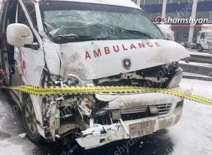 Երևանում բախվել են Երևան-Մասիս թիվ 456 երթուղին սպասարկող ավտոբուսը և շտապօգնության ավտոմեքենան․ կան վիրավորներ