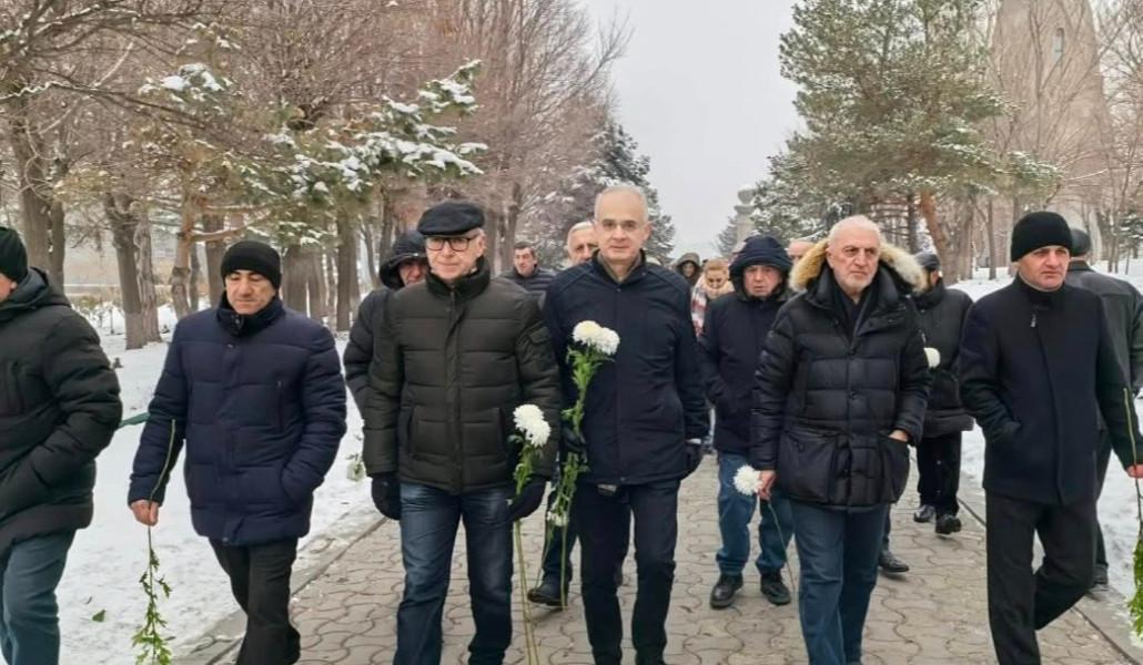 624097816_1323124376516110_9046523152121635656_n