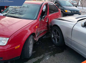 Բախվել են ավտոմեքենաներ․ կա տուժած