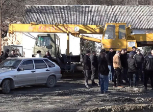 Ախթալայի ԼՀԿ-ի հորատող բանվորները շարունակում են գործադուլը․ օր 12-րդ․ ՈՒՂԻՂ