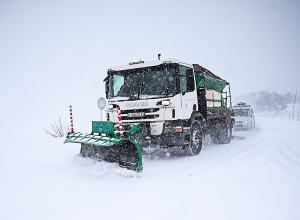 Արագածի տարածաշրջանում և Սիսիանի տարածաշրջանի «Զանգեր» կոչվող հատվածից մինչև Գորայք բնակավայր ձյուն է տեղում