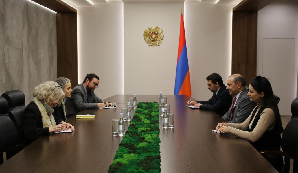 627574454_1216008150621778_8374707367429377468_n