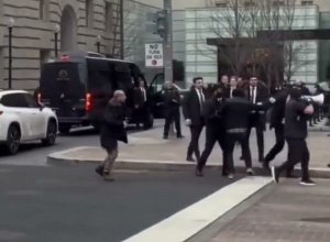 Վաշինգտոնում Ալիևի թիկնապահները հարձակվել են խաղաղ ցուցարարների վրա, ծեծի ենթարկել