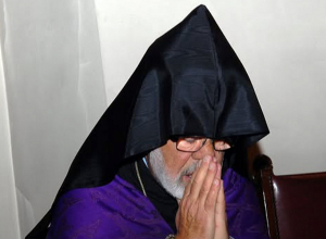 Կյանքից հեռացել է Տ. Տաթև արքեպիսկոպոս Սարգիսյանը