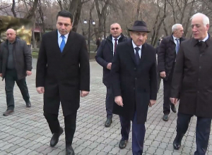 Հարգանքի տուրք՝ 2008 թ  մարտի 1-ի զոհերի հիշատակին