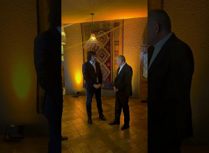 Ոչ ֆորմալ հանդիպում Վրաստանի վարչապետ Իրակլի Կոբախիձեի հետ