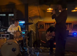 Նիկոլ Փաշինյանը Վրաստանում թմբուկ է նվագել