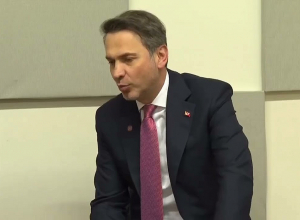 ՏԿԵ նախարարը հանդիպել է  Թուրքիայի Էներգետիկայի և բնական պաշարների նախարար Ալփարսլան Բայրաքթարի հետ