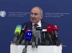 Ցեղասպանության-թանգարանի տնօրենն ազատվել է Փաշինյանի ցուցումով՝ Վենսին Արցախի մասին գիրք նվիրելու համար