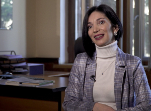 Հանրային գործունեությամբ զբաղվելիս մի՛ նմանվեք տղամարդկանց․ Թագուհի Ղազարյան