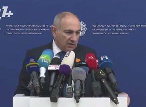 Դուք երկրի վարչապետի առաջ կանգնած ասում եք կրկնի․ Փաշինյան