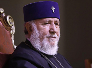 Հայ կանայք դժվարին ժամանակներում Աստծո կամքին անվերապահ հնազանդությամբ հաղթահարել են ծառացած փորձությունները․ Կաթողիկոսի ուղերձը