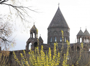 Մայր Աթոռը խստորեն դատապարտում է ՔՊ նախընտրական ծրագրում Եկեղեցու վերաբերյալ մերժելի դրույթների ընդգրկումը․ հայտարարություն