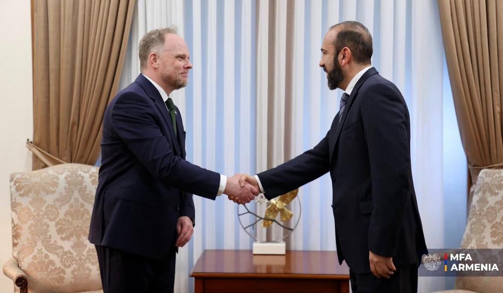 673188957_1372606384896855_1301318878090985466_n