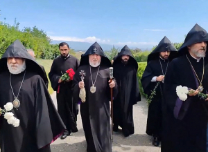 Ն․Ս․Օ․Տ․Տ․ Գարեգին Բ Ամենայն Հայոց Կաթողիկոսի այցը Սարդարապատի հուշահամալիր․ ՈՒՂԻՂ